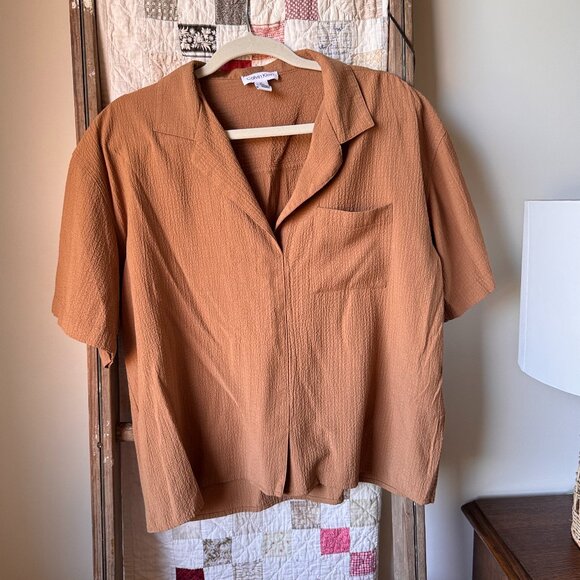 Calvin Klein Short Sleeve blouse - Picture 1 of 8